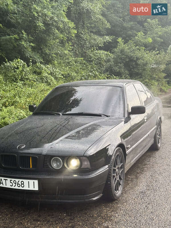 Седан BMW 5 Series 1994 в Коломиї