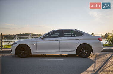 Седан BMW 5 Series 2013 в Волочиську