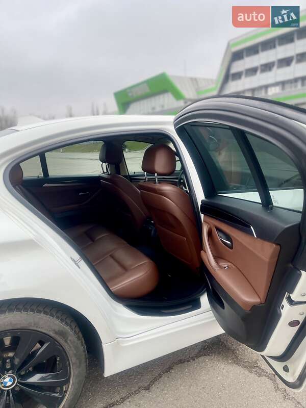Седан BMW 5 Series 2015 в Кременчуге фото 20 Седан BMW 5 Series 2015 в Кременчуге