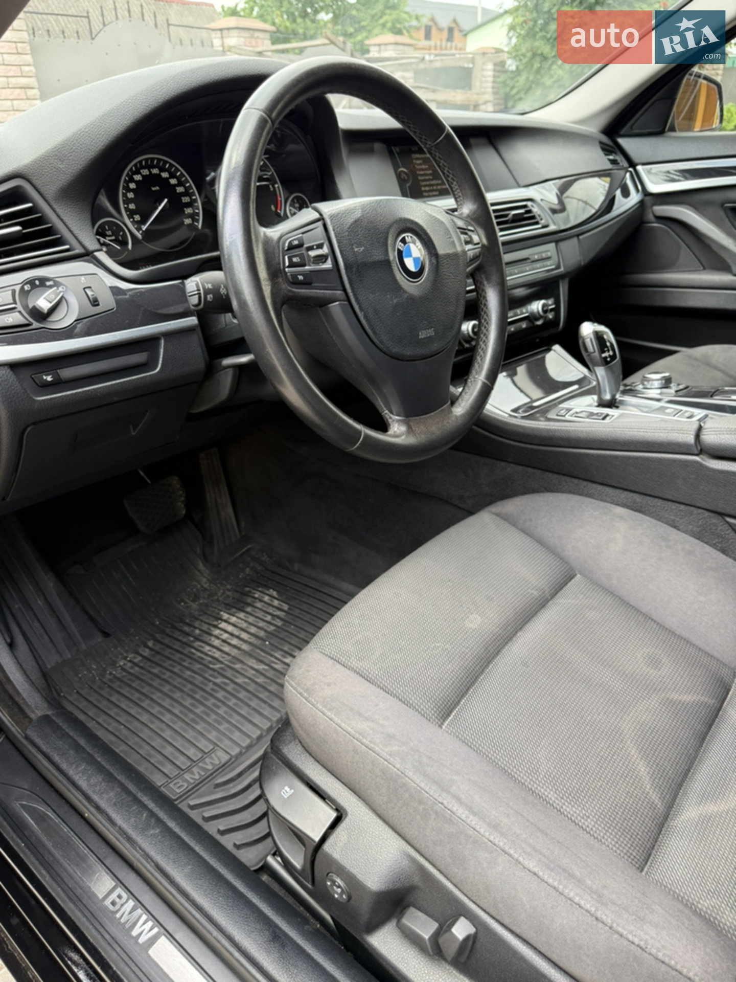 2013 BMW 5er - мініатюра 12