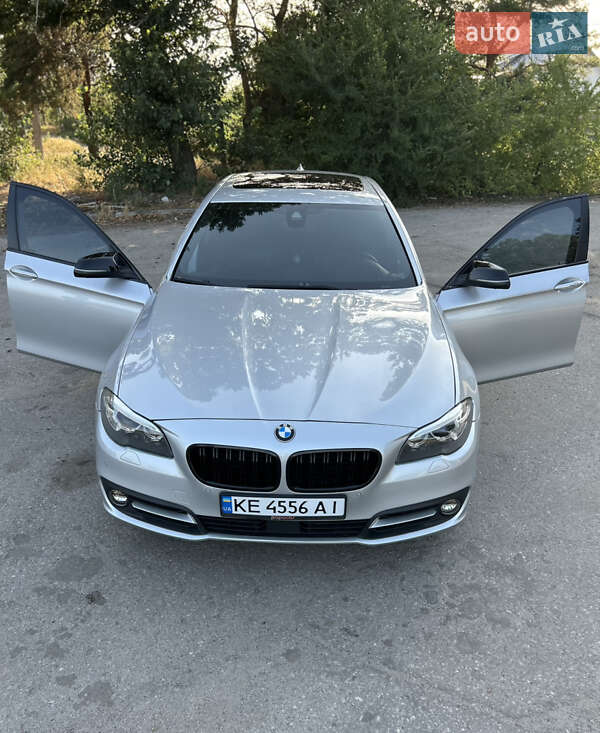 Седан BMW 5 Series 2015 в Дніпрі фото 11 Седан BMW 5 Series 2015 в Дніпрі