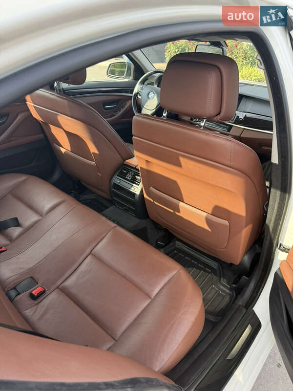 Седан BMW 5 Series 2013 в Кривому Розі