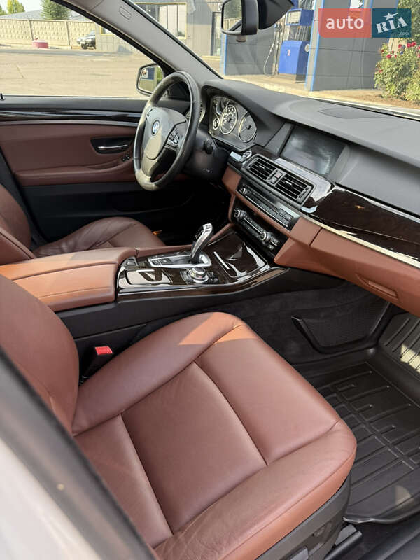 Седан BMW 5 Series 2013 в Кривому Розі