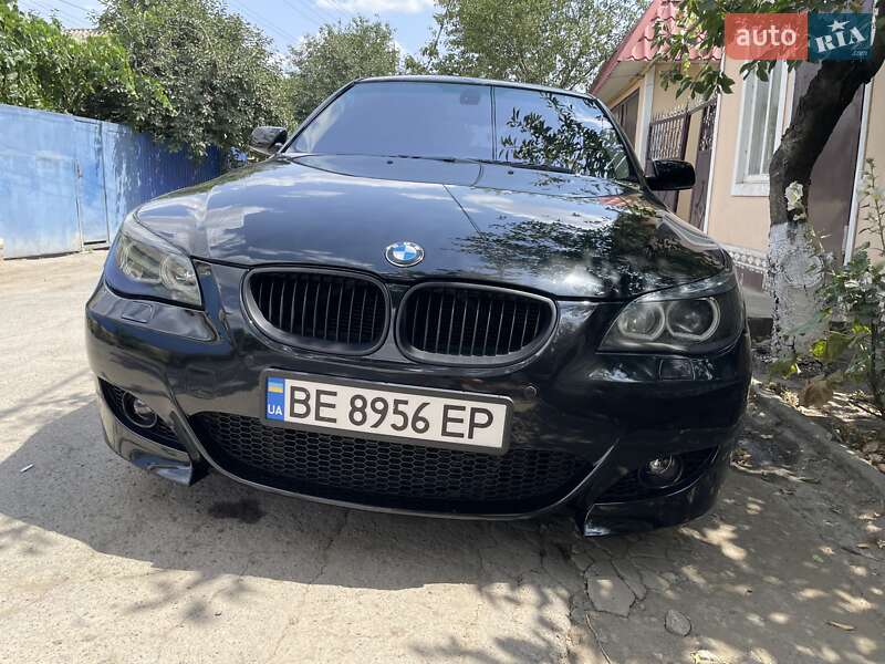 BMW 5 Series 2004