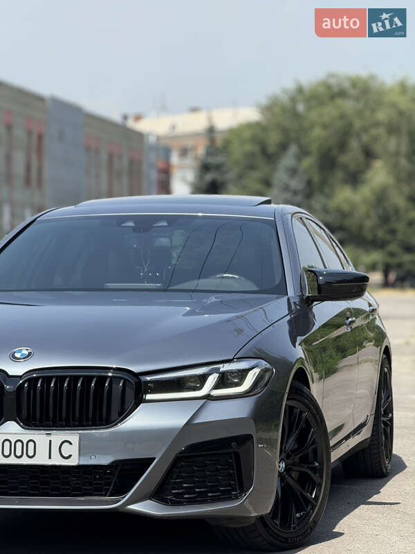 BMW 5 Series 2020