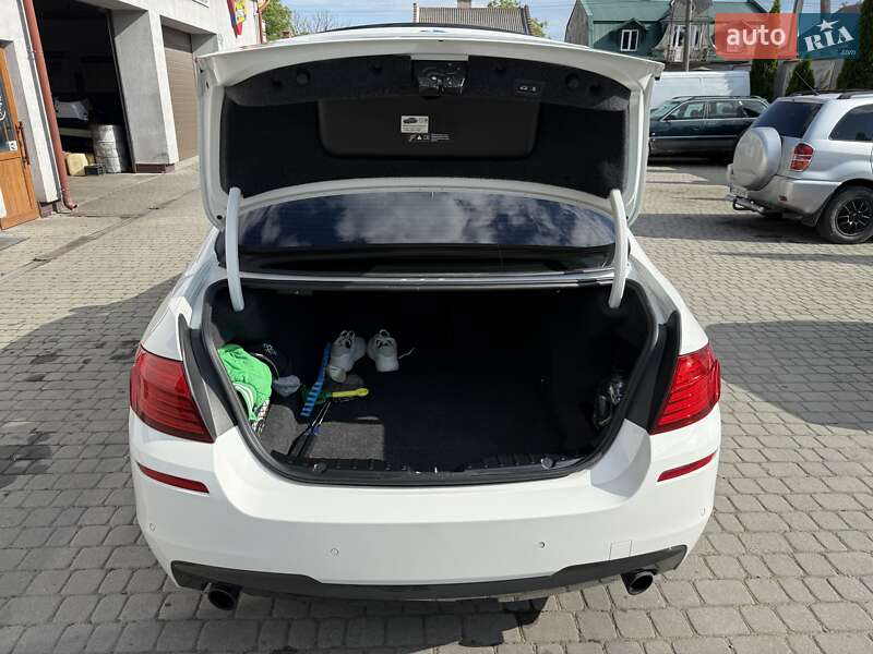 Седан BMW 5 Series 2014 в Львове