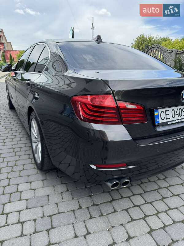 Седан BMW 5 Series 2016 в Хмельницком