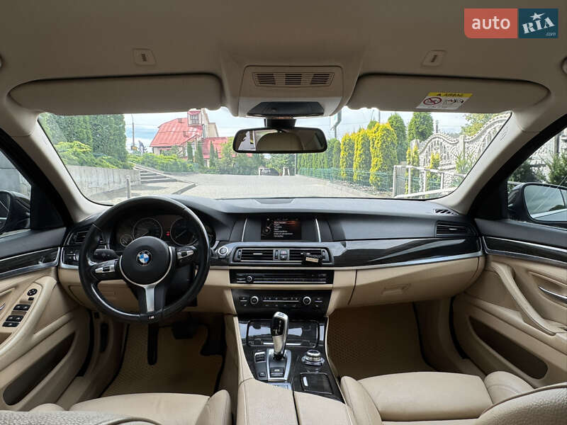 Седан BMW 5 Series 2016 в Хмельницком