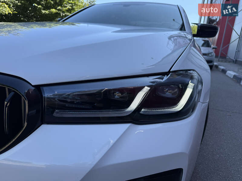 Седан BMW 5 Series 2018 в Киеве