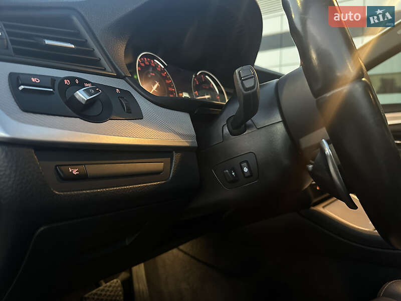 Седан BMW 5 Series 2016 в Львові