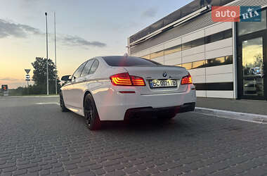 Седан BMW 5 Series 2016 в Львове