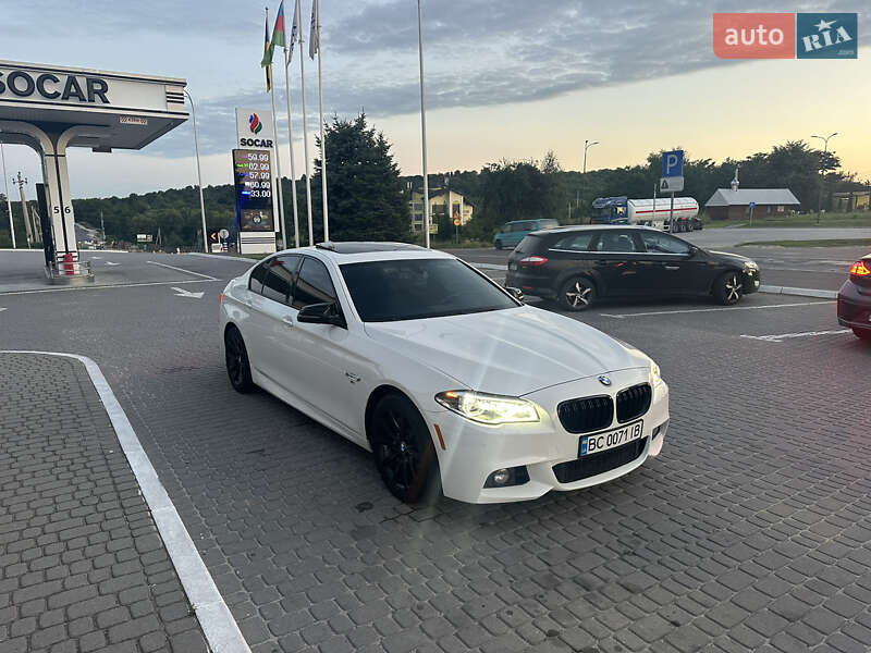 Седан BMW 5 Series 2016 в Львові