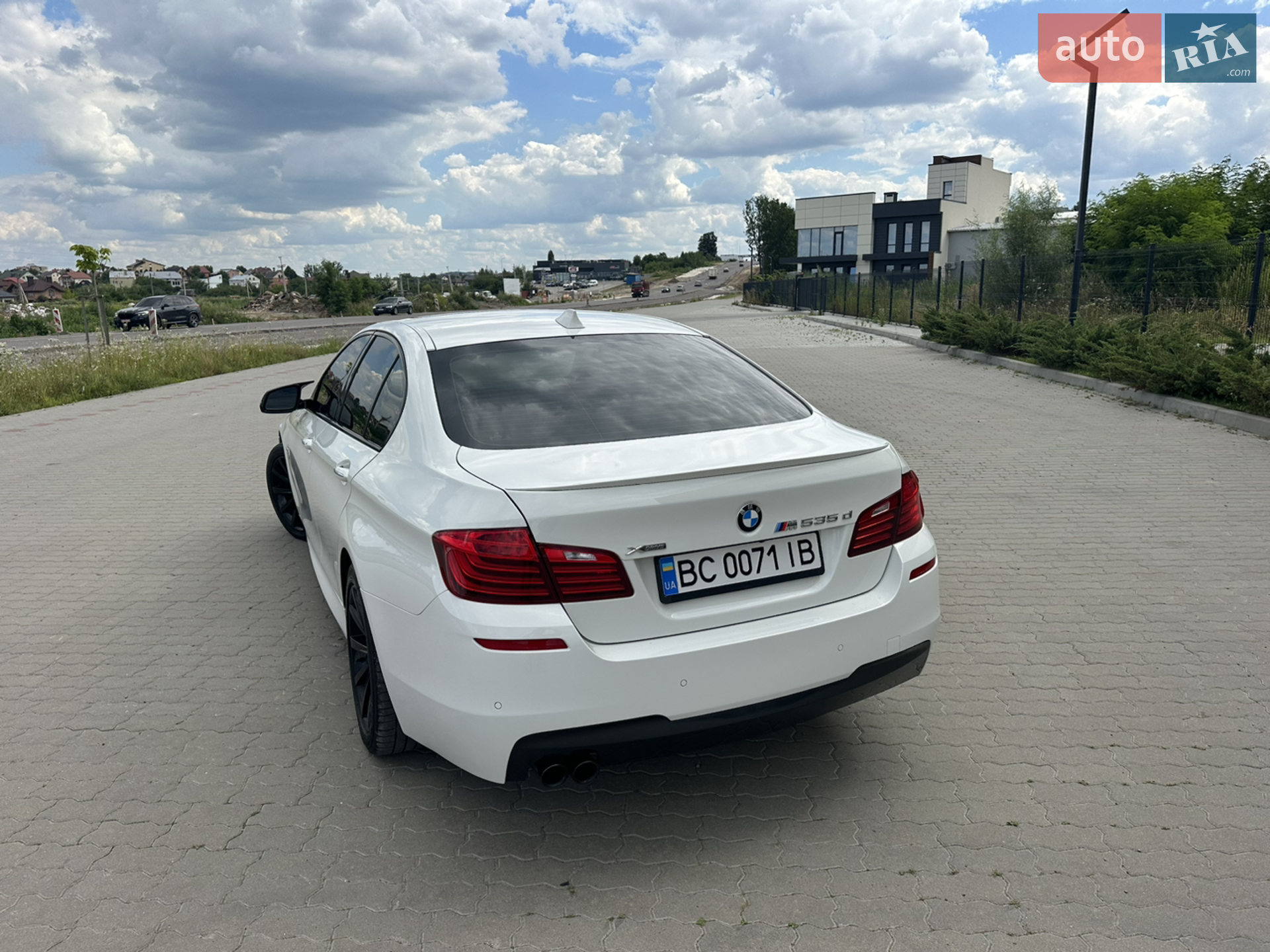 2016 BMW 5er - мініатюра 3
