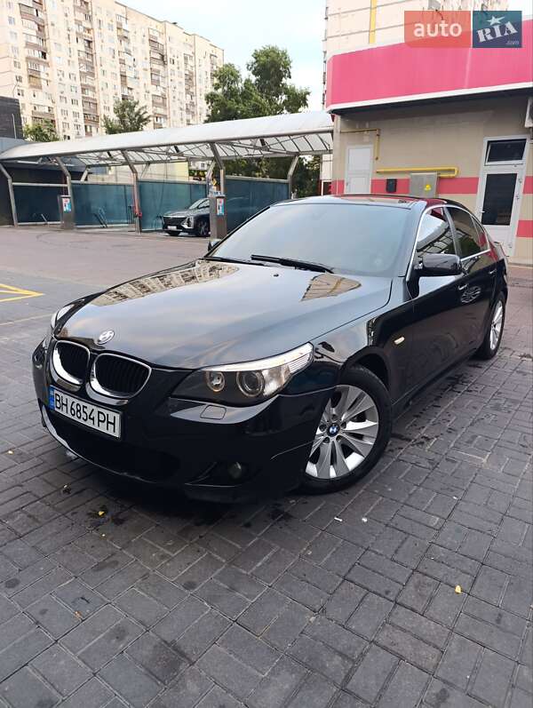 BMW 5 Series 2004