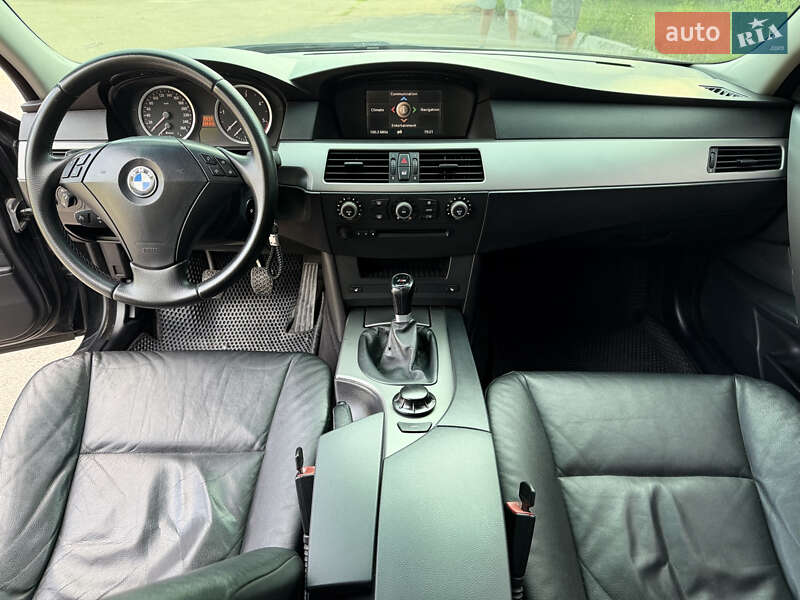 Седан BMW 5 Series 2004 в Чемерівцях