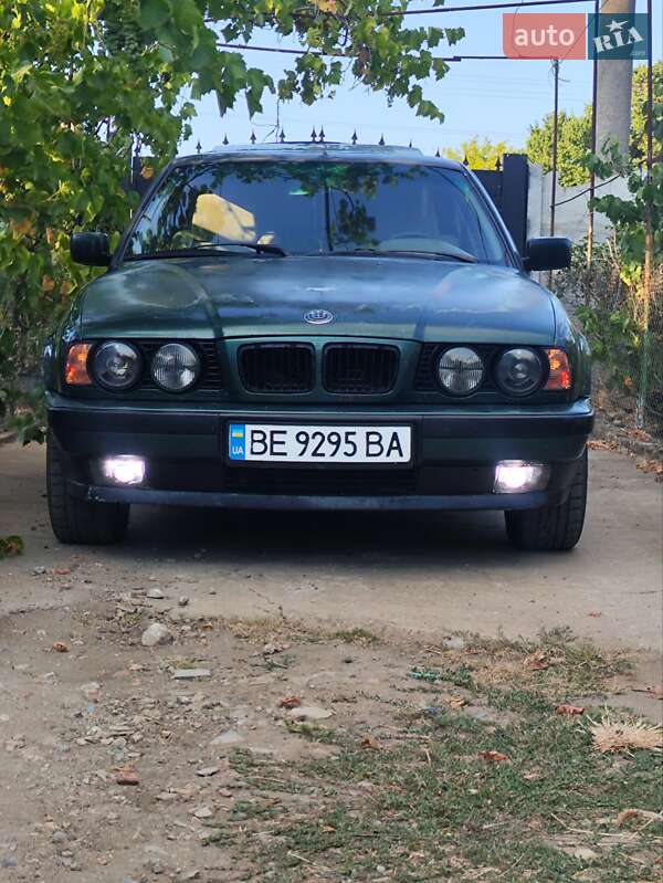 BMW 5 Series 1990