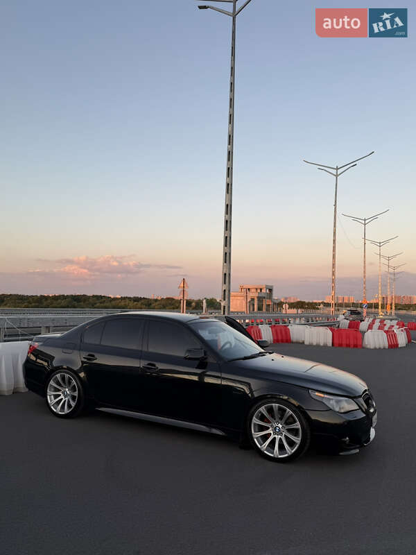 Седан BMW 5 Series 2003 в Киеве фото 5 Седан BMW 5 Series 2003 в Киеве