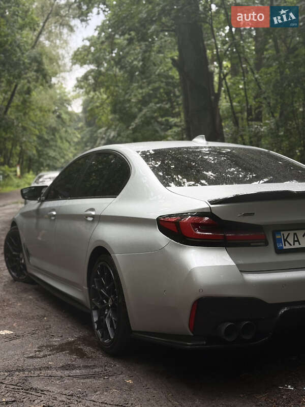 Седан BMW 5 Series 2019 в Киеве