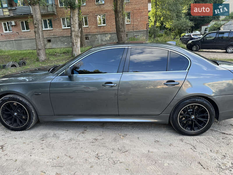 Седан BMW 5 Series 2005 в Киеве