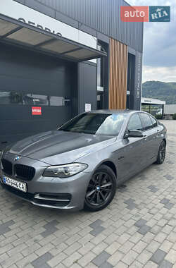 Седан BMW 5 Series 2015 в Хусті