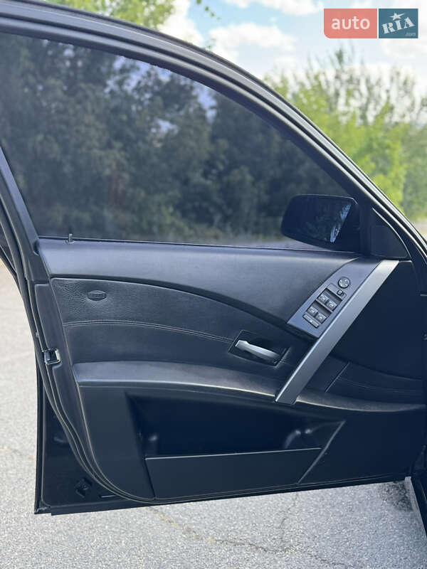 Седан BMW 5 Series 2005 в Запоріжжі фото 13 Седан BMW 5 Series 2005 в Запоріжжі