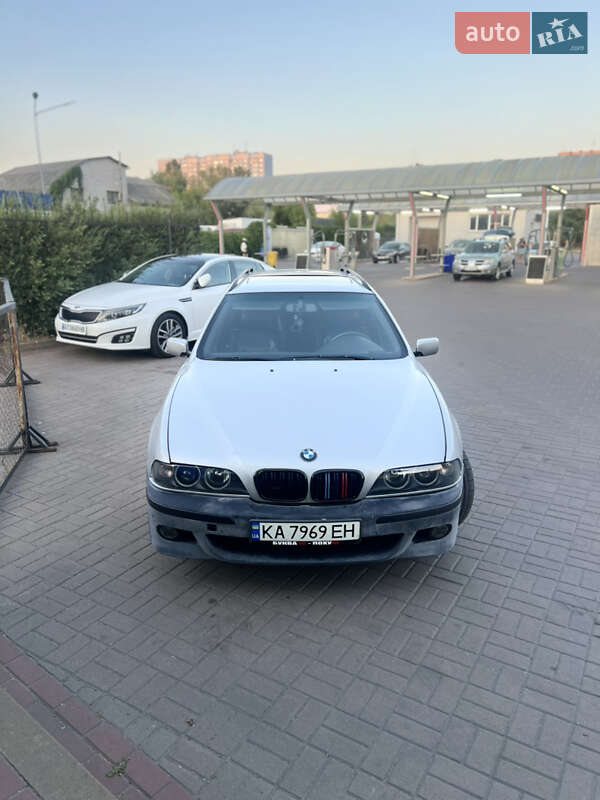 Універсал BMW 5 Series 2000 в Києві
