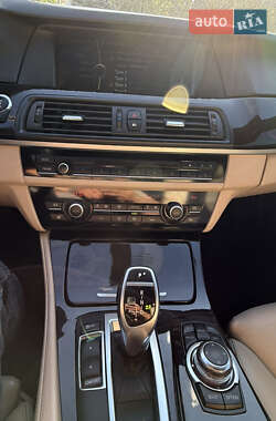 Седан BMW 5 Series 2012 в Полтаві