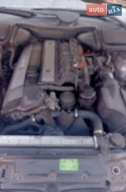 Седан BMW 5 Series 1996 в  фото 4 Седан BMW 5 Series 1996 в