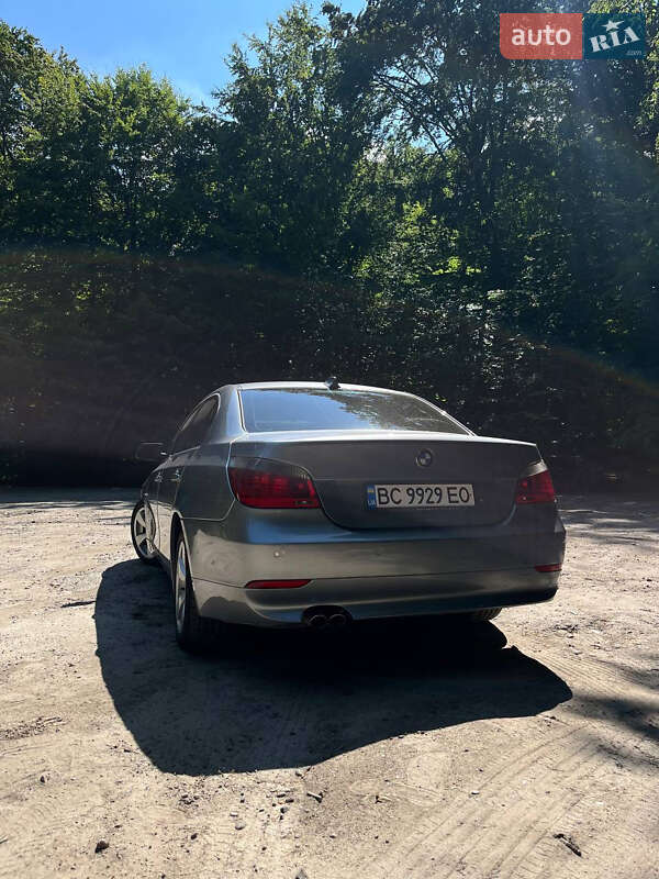 Седан BMW 5 Series 2006 в Львове