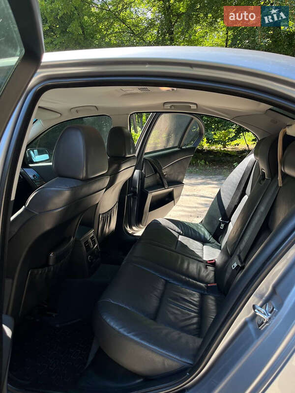 Седан BMW 5 Series 2006 в Львове