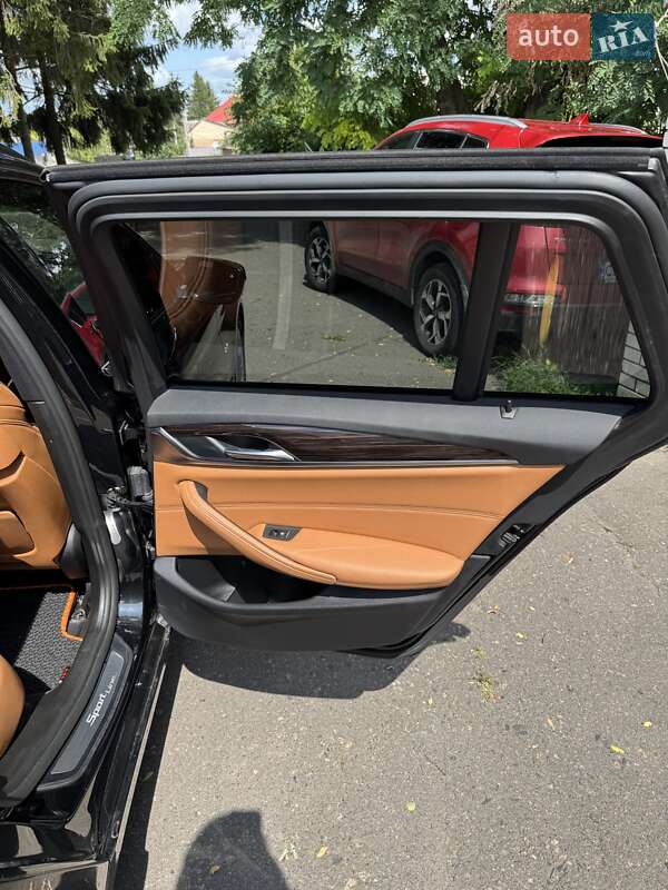 Универсал BMW 5 Series 2017 в Хмельницком