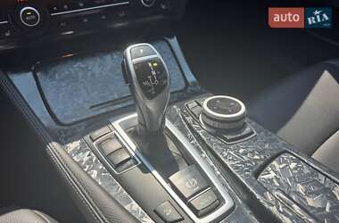 Седан BMW 5 Series 2012 в 