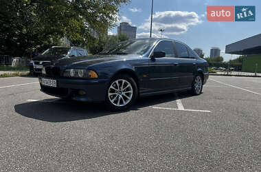 Седан BMW 5 Series 2001 в Києві