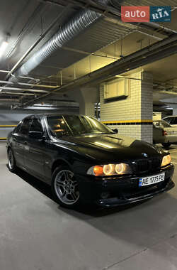 Седан BMW 5 Series 2001 в Дніпрі