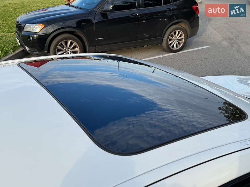 Седан BMW 5 Series 2015 в Виннице