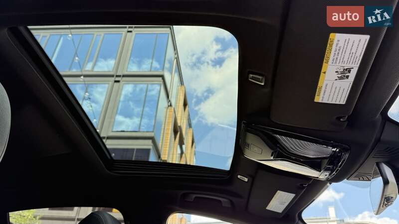 Седан BMW 5 Series 2017 в Львове