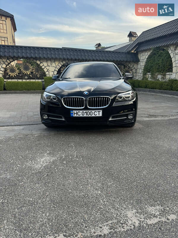 Седан BMW 5 Series 2016 в Львове