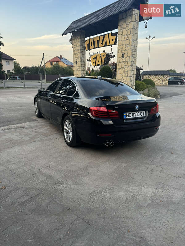 Седан BMW 5 Series 2016 в Львове