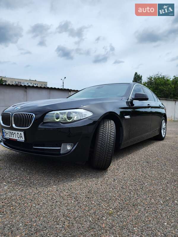 Седан BMW 5 Series 2011 в Одессе фото 31 Седан BMW 5 Series 2011 в Одессе