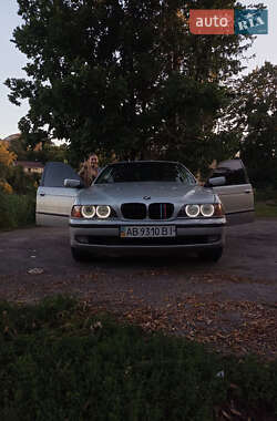 Седан BMW 5 Series 1997 в Виннице