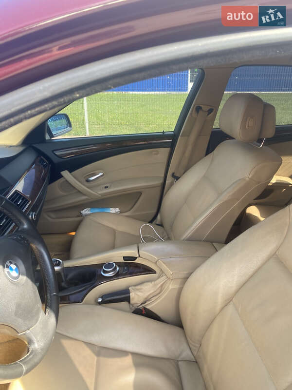 Седан BMW 5 Series 2008 в Виннице