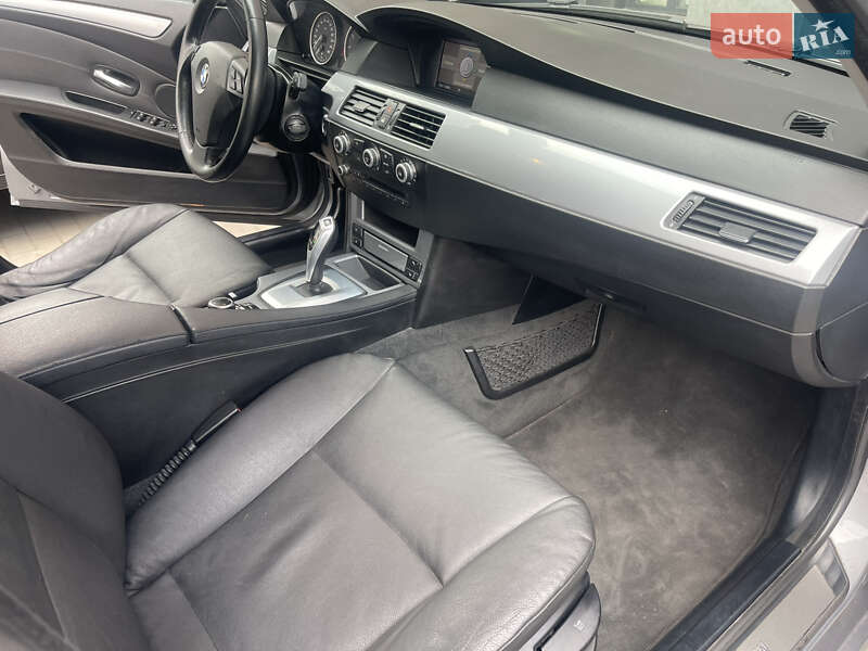 Універсал BMW 5 Series 2009 в Києві фото 28 Універсал BMW 5 Series 2009 в Києві