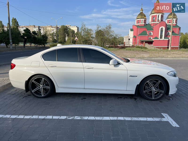 Седан BMW 5 Series 2012 в Житомирі