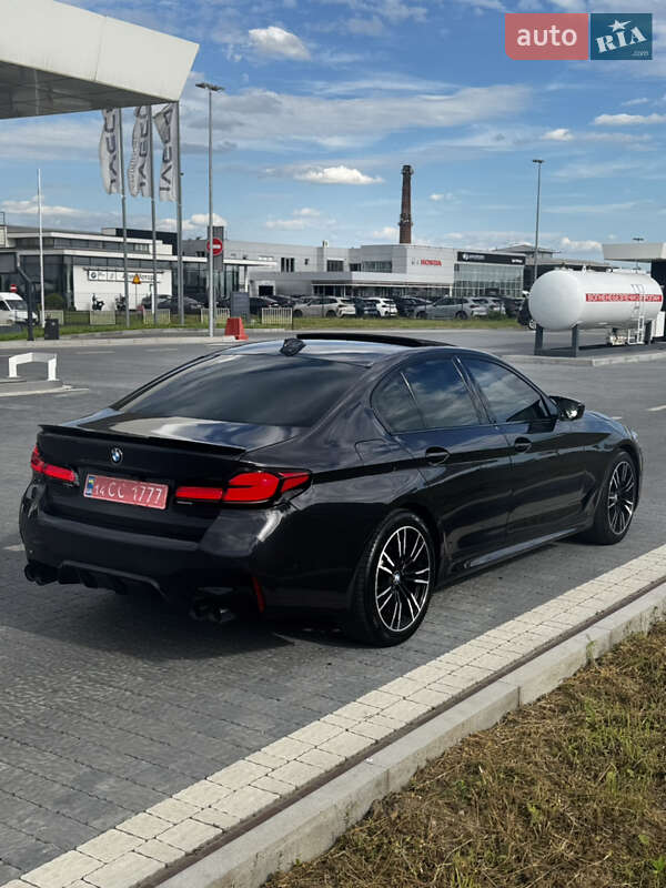 Седан BMW 5 Series 2018 в Львове