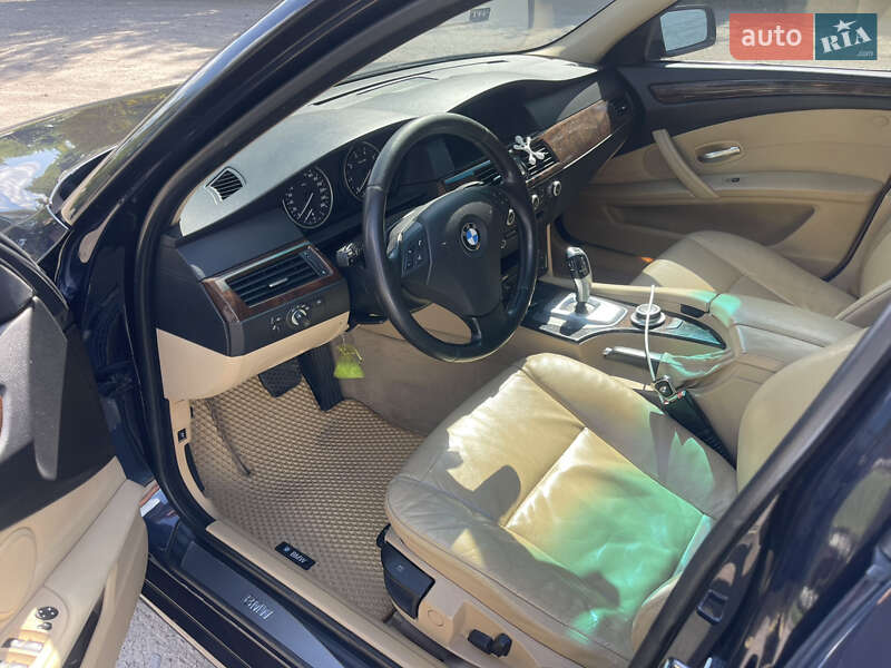 Седан BMW 5 Series 2007 в Чернігові