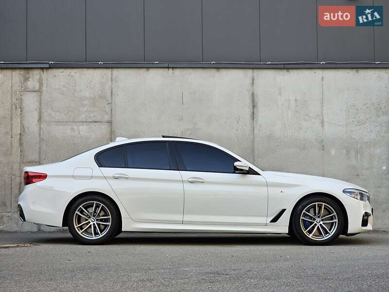 Седан BMW 5 Series 2017 в Києві