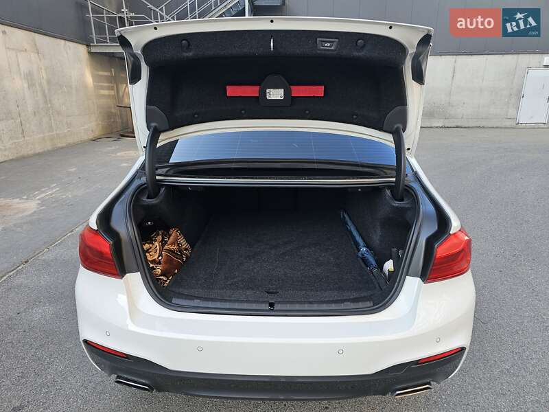 Седан BMW 5 Series 2017 в Києві