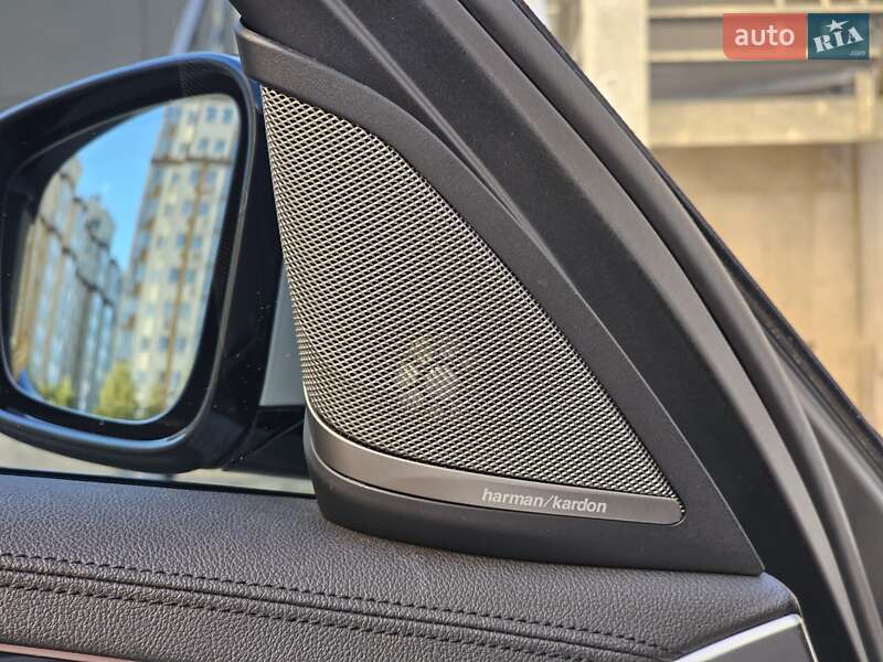 Седан BMW 5 Series 2017 в Києві