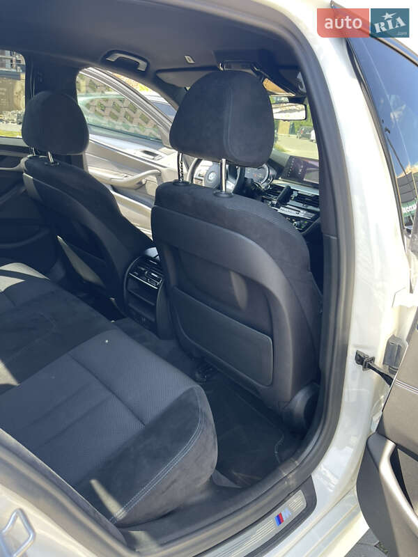 Седан BMW 5 Series 2018 в Хмельницком фото 22 Седан BMW 5 Series 2018 в Хмельницком