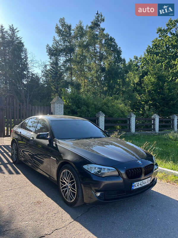 BMW 5 Series 2012